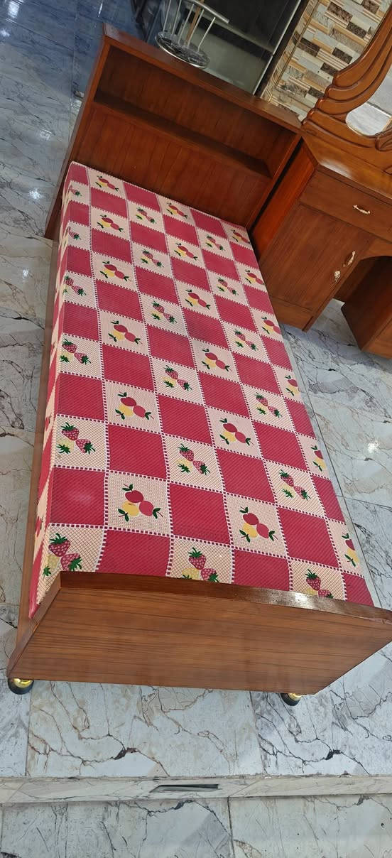 اغراض كلهم مستعمله شرط النظافه
معرض ومعمل سند للبيع وشراء الاثاث المنزلي جديد ومستعمل داقوق سايدين العشاير قرب صيدليه النعيم دكتور خليل يوجد لدنيا تفصال قنفات وديوان حسب الطلب وباحدث الموديلات الاستفسار ***********@***********
