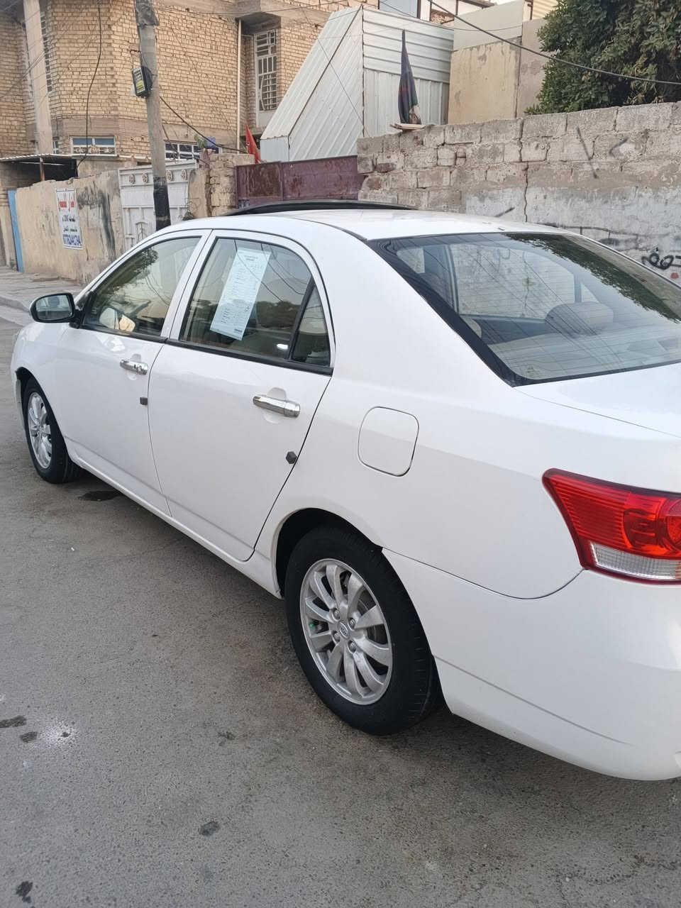للبيع فقط بي واي دي موديل 2015
سيارة كير مكينه حدادية تبريد كله جديد 
مصبوغة حزام جمالية فقط بدون ضربة وتبديل🧿🧿
سنوية لل29 كير اوتو
مكاني بغداد شهداء البياع السعر 51
لاتصال ***********
