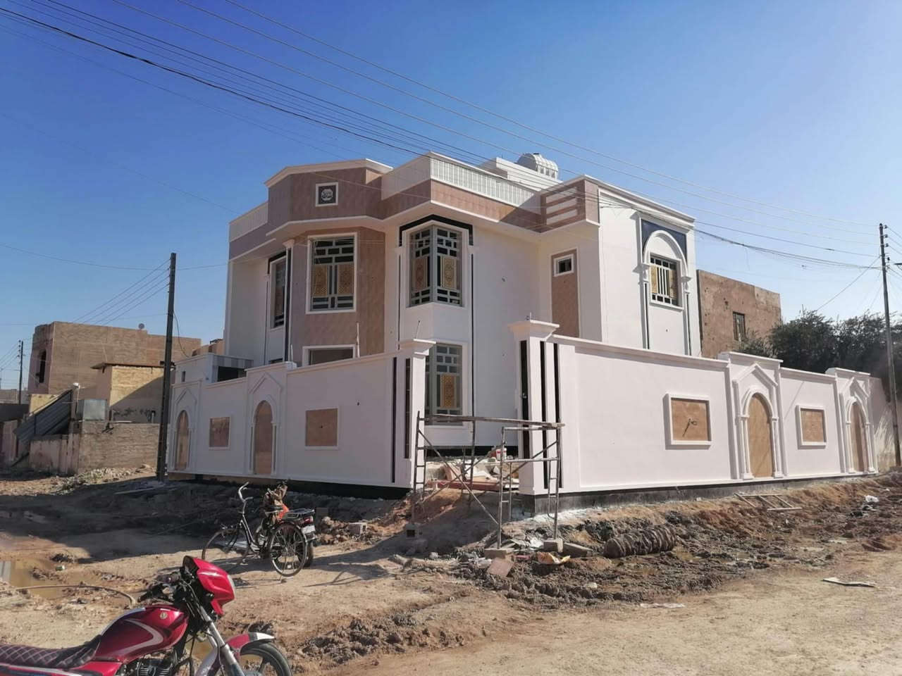 سلام عليكم ورحمة الله وبركاته اخوان اني خلفه مال واجهات ولبخ متفرغ حالين الي عنده شغل خلي يتواصل عل رقم ***********
