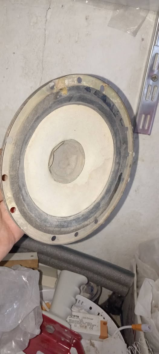 مروحة مزدوجة جديدة ما مستعملة علة الجداحة ٢٥ الف جديدة على
ادوات دوج كلايسر ٩٣ للبيغ حلة سياحي ***********
