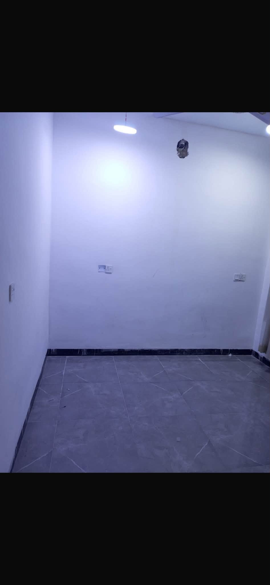 بيت للإيجار • اثاث بسيط • مجمع العيثاوي