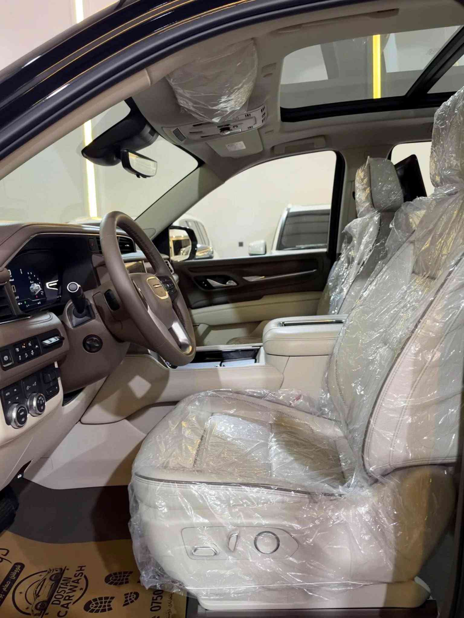 يوكون دينالي • V8 6.2L • ٨ مقاعد