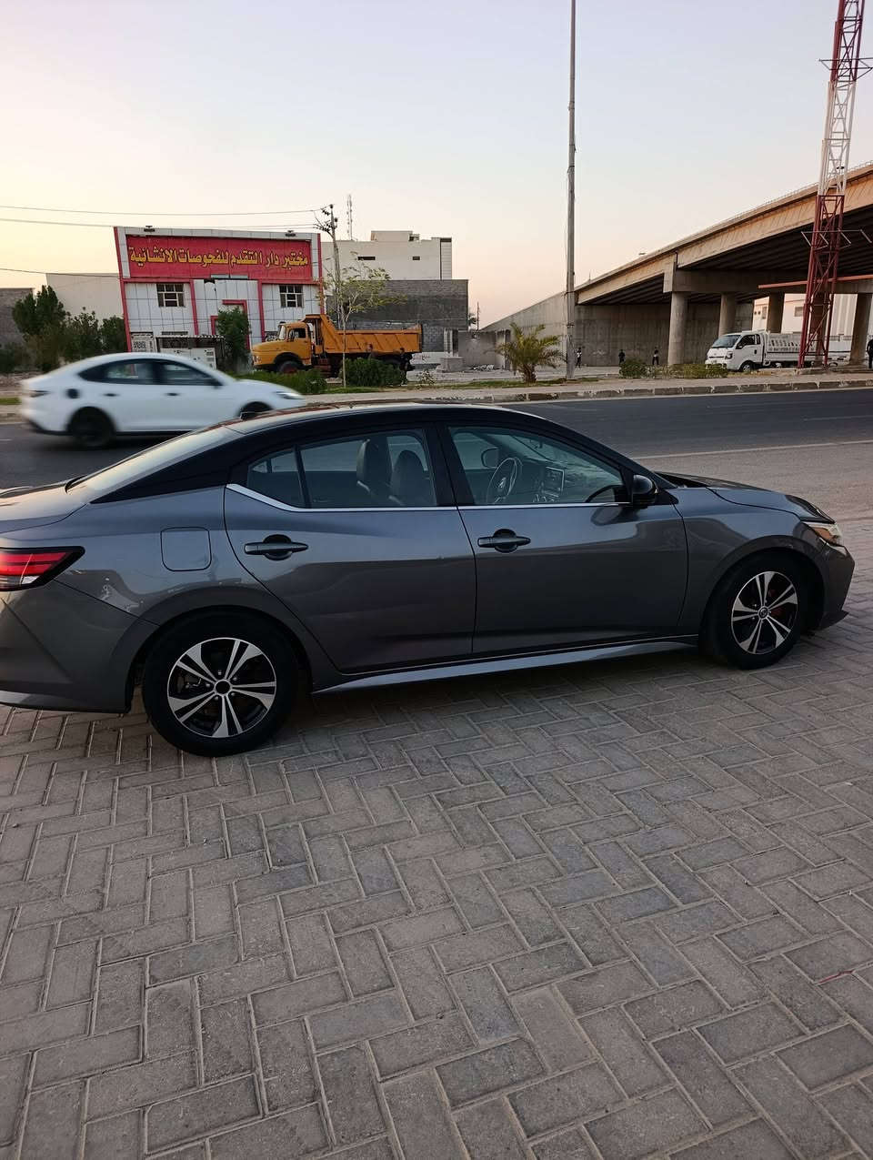 نيسان سنترا موديل 2023 SR
بيع مستعجل  110 سياره نضيفه ومتذب عليه لو ربع وسونار موجود بيه ضرره بنيد وشبر بالجاملغ معدل حار بس مصبوغ كلياته والجنطه بالخلف بيه شويه صبغ وملاحضات خفيفه بس سياره بالحقيقه احله ومال جناي گير محرك كفاله السياره معوقين صار سنه من دخلت المعوق مالته موجود برمادي وكاله عامه بيه جماعت ال 90 وال 95 لتعلق اعبر المنشور  

هاتف ***********

مواصفات SR

بلادي سقف اسود
  
فتحت سقف
بصمه

بابين بصمه

شاشه 

كاميرات 360 درجه

حساس

رادار امامي + خلفي+جانبي 

تحكمات ستيرن

تحديت سرعه

لد زنون بلادي 

 رادار امامي + خلفي + جانبي 

بعد هواي مواصفات
 معروفه مواصفات ال SR
