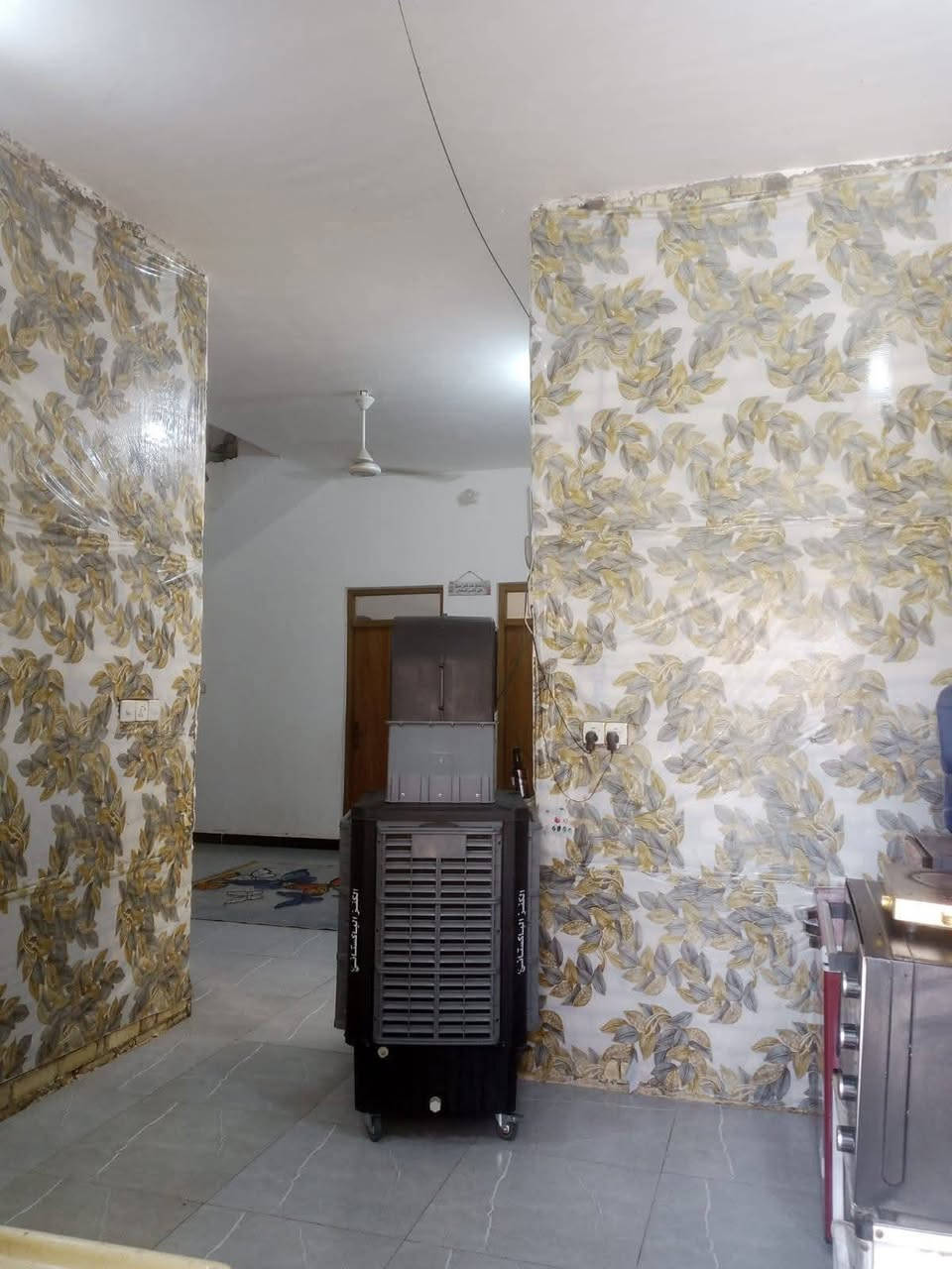 بيت للبيع مساحته 150 بناء سنه 2024 الماجديه حجي حسن خدمات تبليط مجاري كهرباء زراعي سند 25 غرفتين صاله استقبال مطبخ مناور صحيات وطرمه البيت مسلح من الأساس للسقف فقط البيتونه بلوك ومعكوده وجدران المطبخ والصحيات بدون سيراميك سعر 65 وبي مجال قليل ***********
