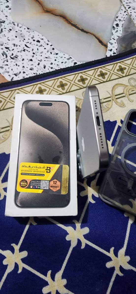 آيفون 15 برو ماكس • ٢٥٦ • نضيف ١٠٠٪