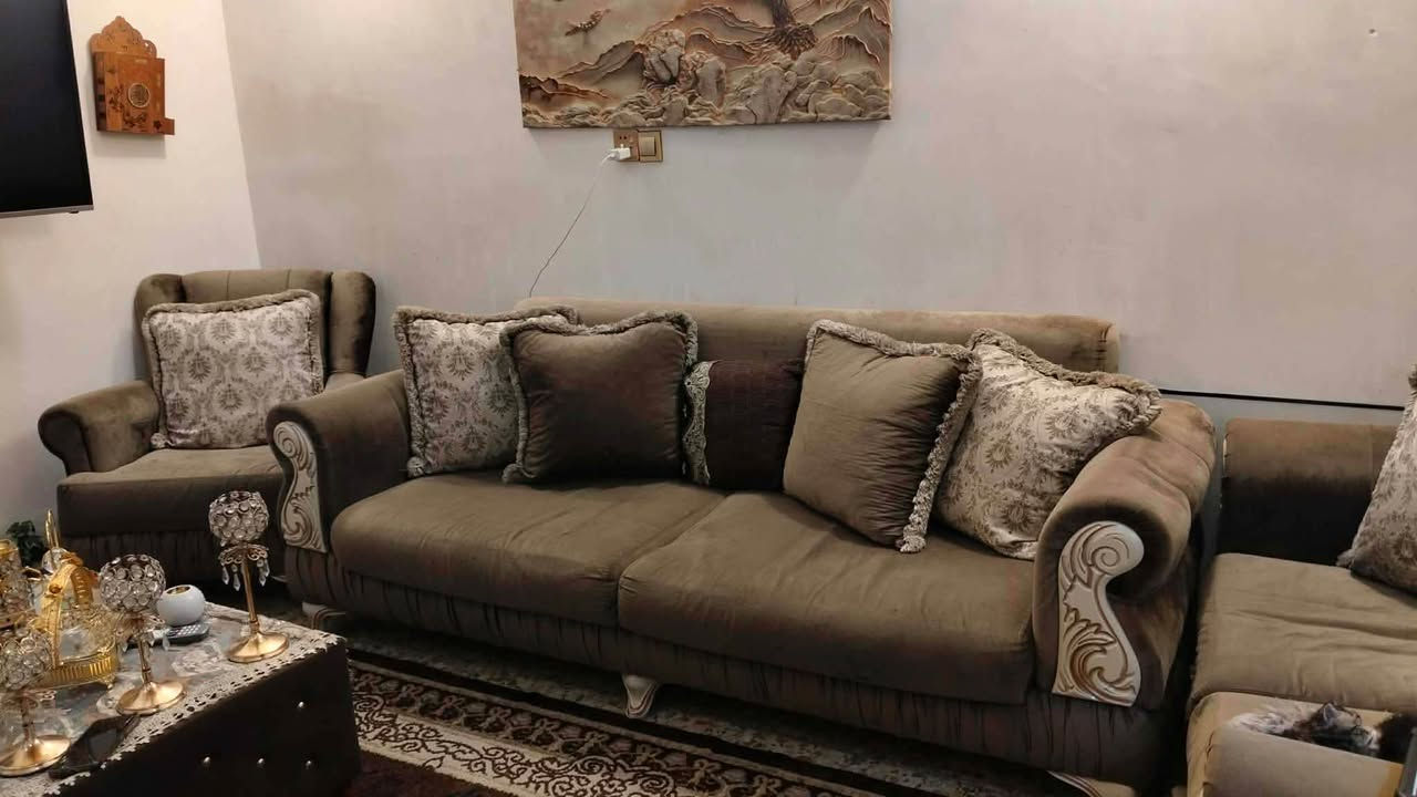 كنتور 190 تخم 8 مقعد 200 ثلاجه صغيره 100 غساله دنكا 17 كيلو 190 غساله صحون الجي 225 ثلاجه 14 قدم 150 كاونتر بي ضرر بسيط 180 بوفيه 100 مكان بغداد *********** واتساب 
الاسعار نهايتهم وي توصيل رجاااءاً بدون معامله
