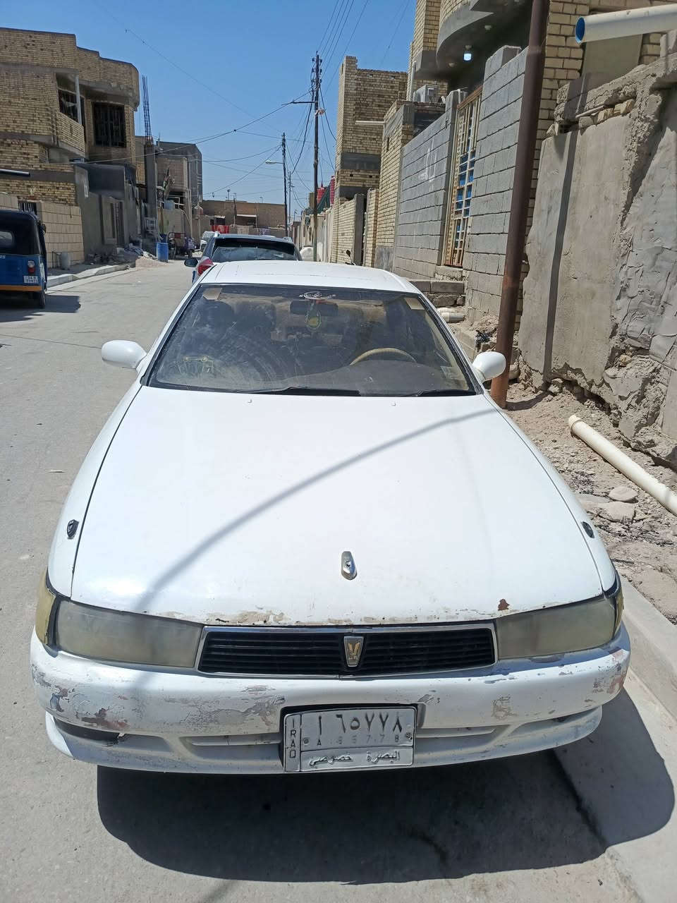 سلام عليكم سياره كرسته سياره جاهزه مال شغل مكينه خير من الله حداده نضيفه كهربايات شغاله من الطول لطول 
تبريد شغال مكان السياره البصره السعر 35 وبيه مجال رقم الهاتف ***********
