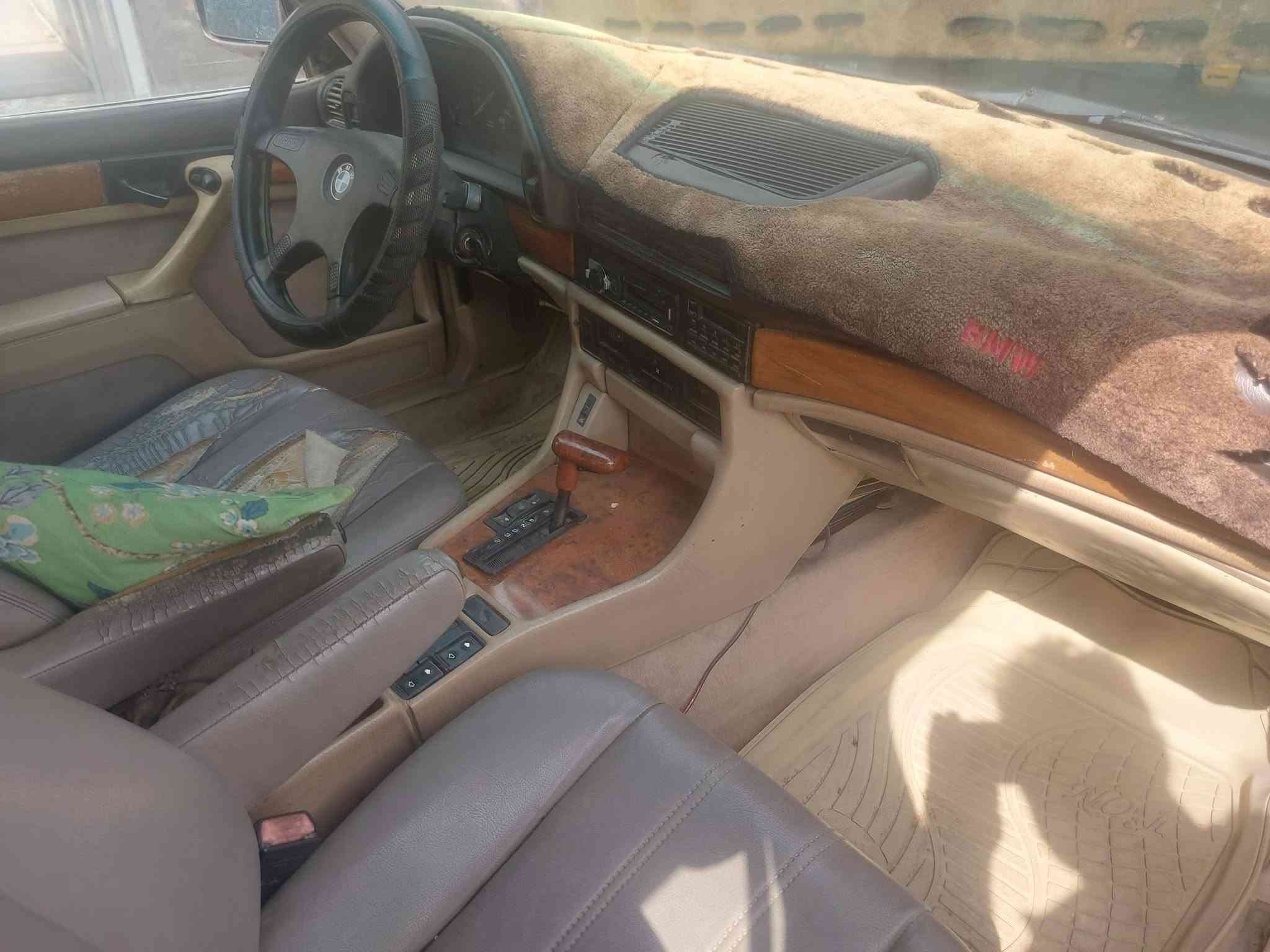 بي ام 730 • موديل ٩٢ • قير مكفول