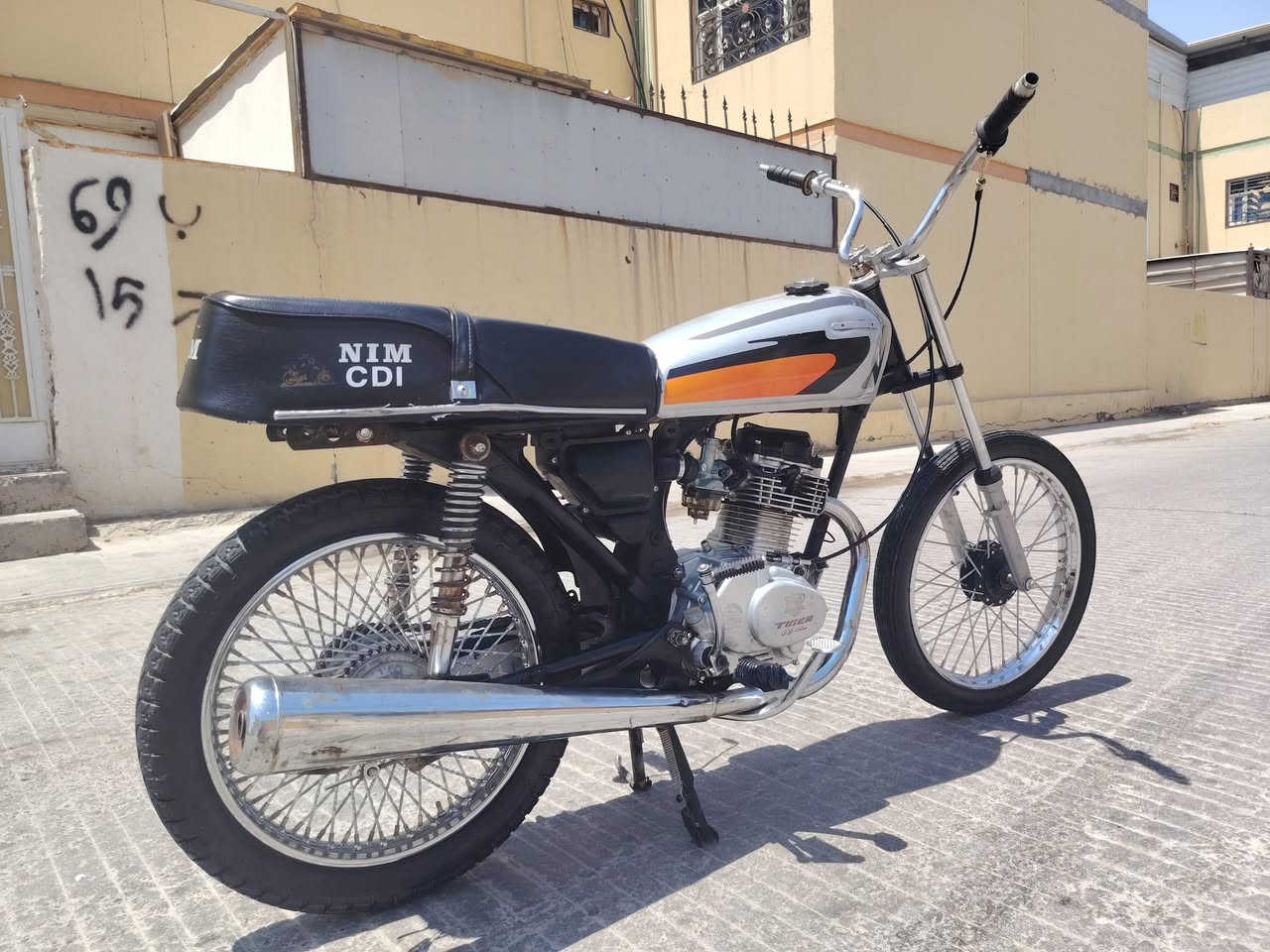 السلام عليكم ✋
اربعه كير كلك للبيع 🏍️

وياله جدد 
دبلات جدد
دراجه نظيفه 🧴 
محركها نظيف 🧼 
السعر 330 وبيها مجال💲💵 
مكاني نجف قرية الغدير الأولى  🏘️
تواصل خاص او واتساب
***********

