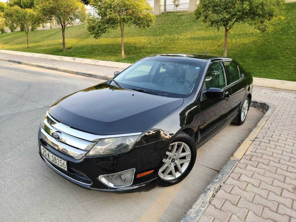 Ford fusion 2012 sel 
***********
بەناوی خودای گەورە 
فۆرد فیوژن ٢٠١٢ ئەمریکی  کوشن جلد کوشن سارد و گەرم ویل کەپ هتد...
فول مۆسەفاتی بێ سلاید 
بێ بۆیاخ گێڕ و مەکینە و کارەبای بە شەرت 
بێ تەقە و ڕەقە سەیارەکە مەسرەفە تەنیا سەنەویی 
بەسەر چووە.
٩٣ گەڵە. السليمانية, العراق
