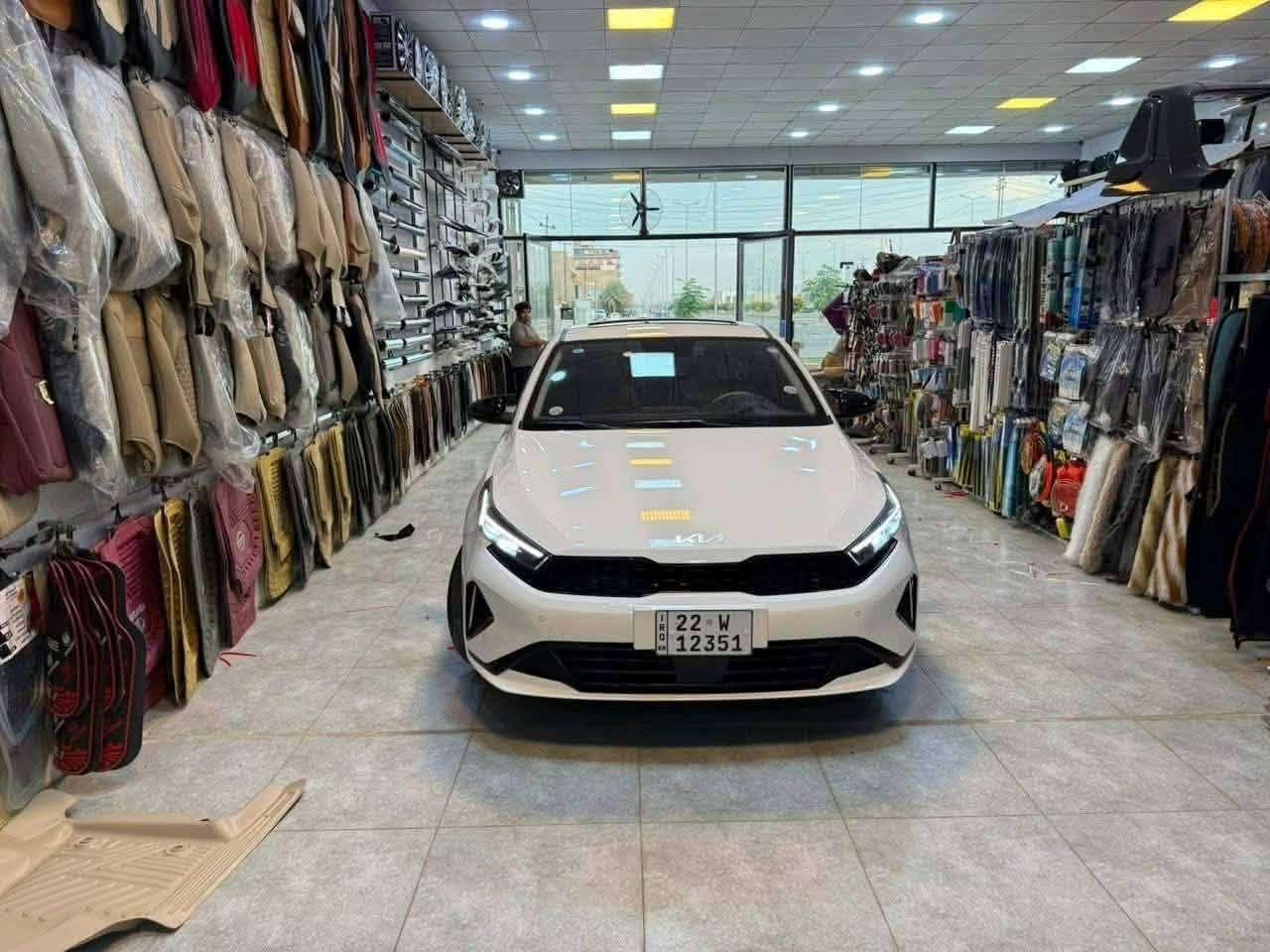 السلام عليكم k3 مديل 2024 كفاله عامه بيها بارد قليل بل جاملغ الامامي وشخط صغير بل جاملغ الخلفي سياره جديده ع وضع الشركه ماشيه 30 المواصفات فوول فتحه كل المواصفات بيها وسياره متعوب عليها كماليات سبايدر نيكلات اسود دوشمه وهواي شغلات بعد سعرها 140وبيها مجال قليل مكاني نجف ***********مفتوح بي وتساب تحياتي
