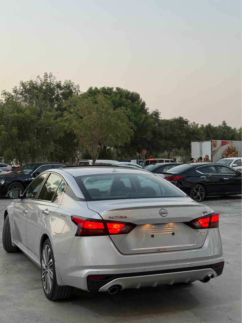 Nissan altima 2024 SV plus 
سەیارەکە تەنها بونیدی بویاخە ، ١٩ هەزار مایل ڕۆشتووە ، چەمەلخی سەکنی تۆزێک ساردی هەیە ، کاتیە سەیارەکە جاری کاتی نەشکاوە 

رەقەم شاسی 1N4BL4DV4RN341078

رەقەم موبایل ***********

سعری ئەم سەیارەیە قفلی ١٦٥ وەرەقەیە السليمانية, العراق
