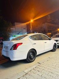 للبيع سني هندي بليته زركه 2020 سياره فقط بارد بل جاملغ لا صبغ ولا تبدي...
