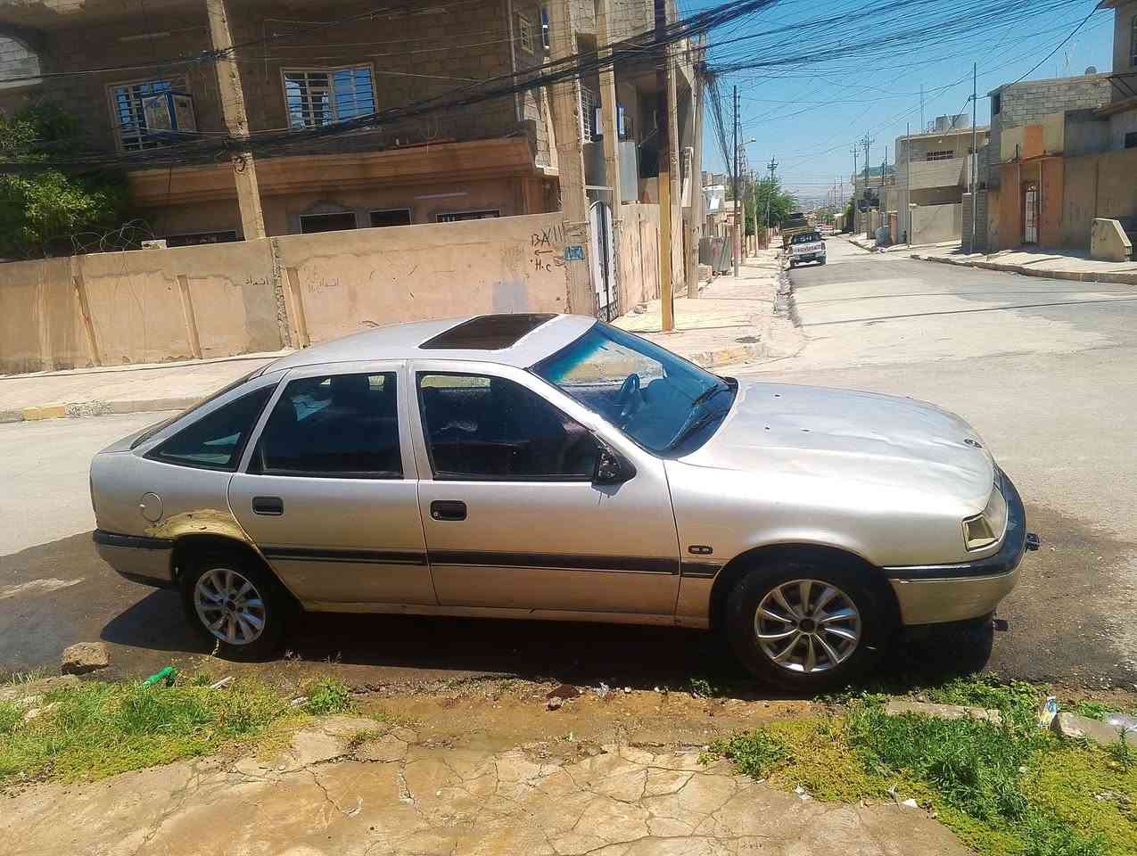 فكتره حجم20 رقم نينوى  الماني
بيها ضربه بل صفحه لسعها على وضعها مامعدله
شرط التحويل كير نضيف ثالث مرات يفلت 
محرك شرط سياره جاهزه  23$  موصل ايمن
***********
