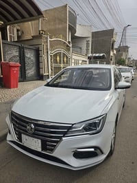 للبيع ام جي 5  موديل 2023 رقم بغداد الدولي باسمي مكفولة كفالة عامة فئة...