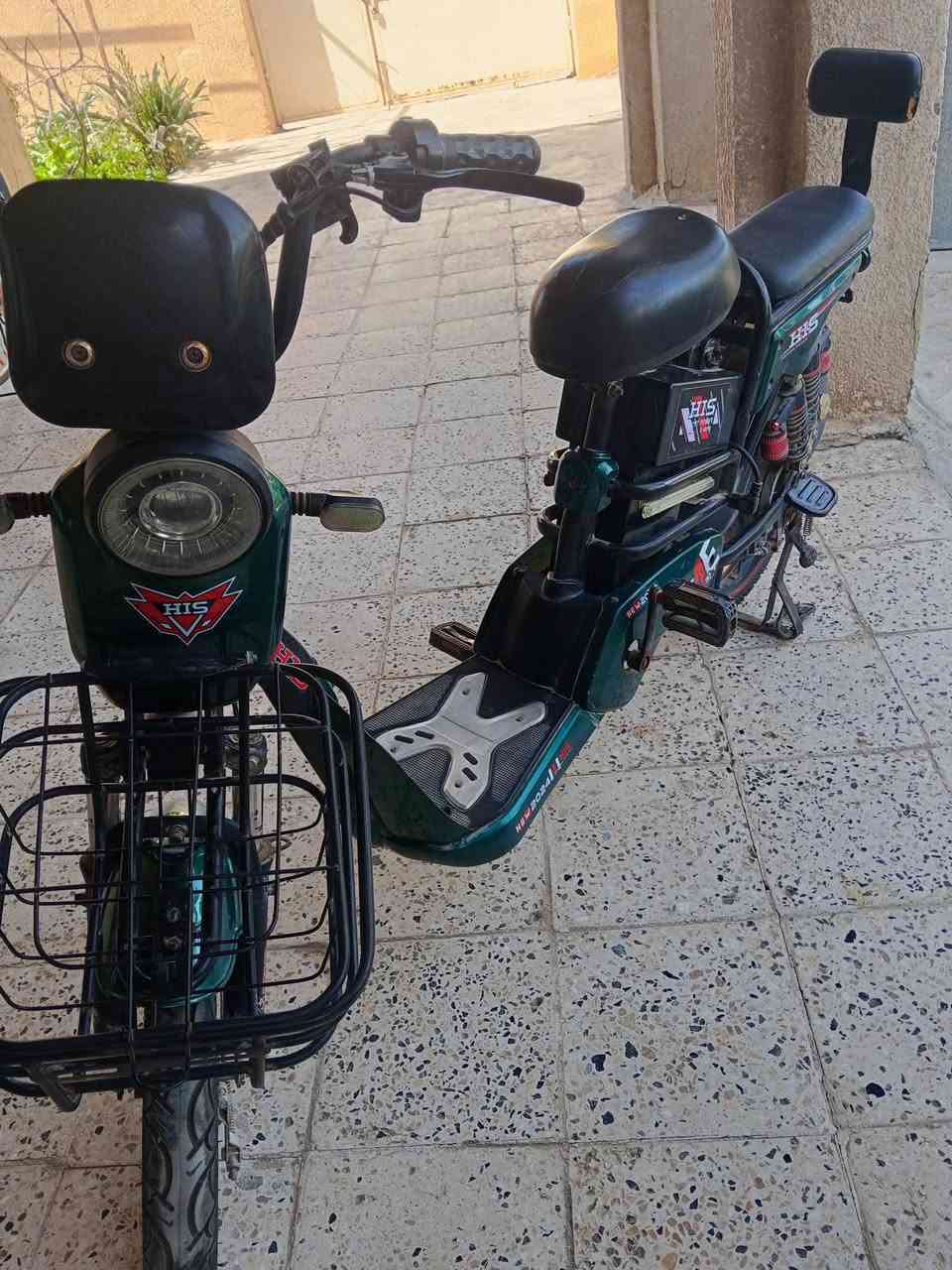 دراجة شحن • ٤ بطاريات • جديدة