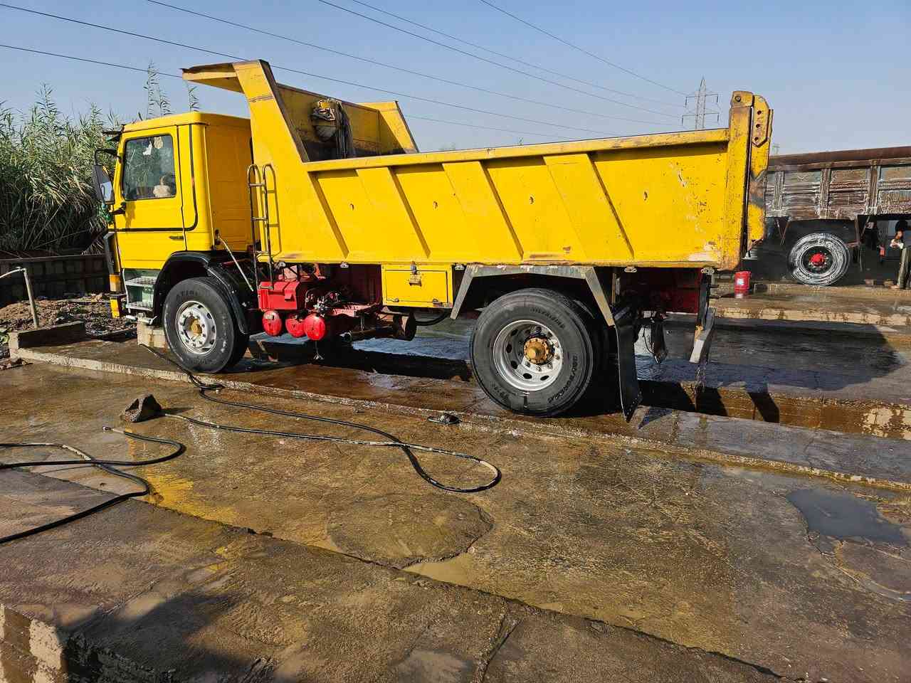 مكينة دي اس بعدهة عل سحك مجفتة توهة ستندر اكسن مشيف
كير دكمة قمارة جديدة تخم تاير  رقم ذي قار قلاب بلادي موديل 93 سيارة جاهزة لشغل 

سعرهة 115 مكاني بغداد النهروان  

***********

***********
