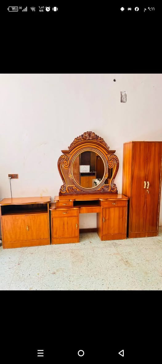 سلام عليكم 
غرفه ام السته ملحق 
مستخدمه شي قليل 
 ((ً سعر700))
بغداد مدينه الصدر
 اكو توصيل 🚚 
***********
