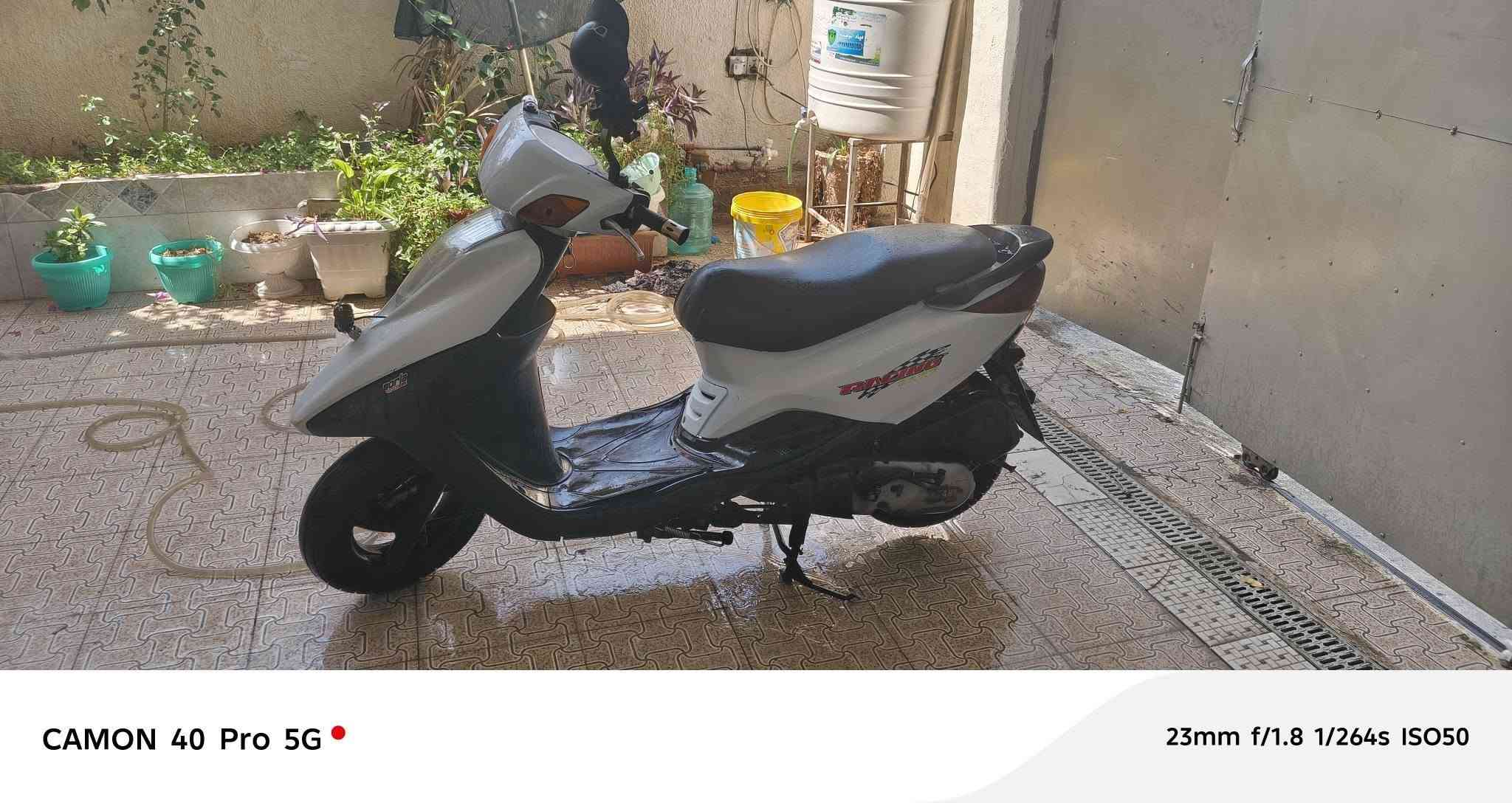 دراجه بريز للبيع 
دراجه كامله مكمله 
مكينه خرسه 
كهربائيات شغاله 
سلف هندر نكره 
السعر 625 وبيهه مجال لشراي
مكاني ديالى بعقوبه 
***********
