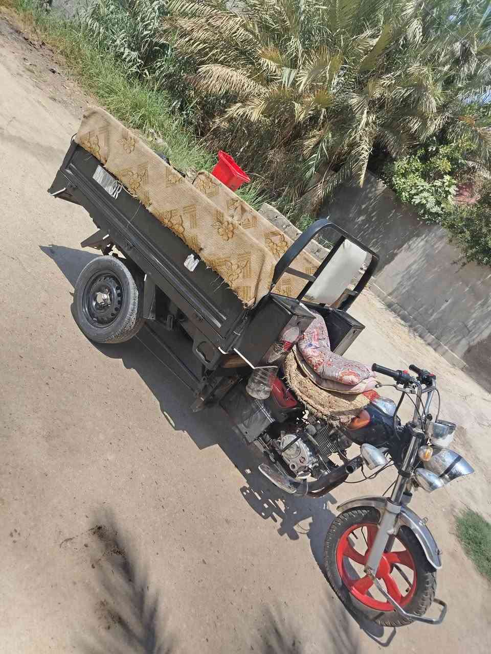سلام عليكم ستوته للبيع موديل 21 أوراق اصولي محرك مفتوح مصبوغه صبغ عام للجماليه ستوته خير من الله مال جناي اليردهاا بخدمته مكاني حله محاويل وهذا رقمي ***********
