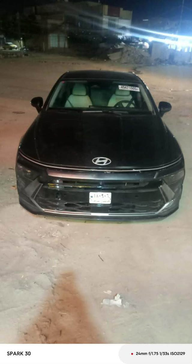 سوناتا مكينه ٢٥٠٠ داخله ب٢٦ماشيه كلش قليل بجم كبس بدون ايرباك حادثها يصندوك شي خفيف ليبل واحد *********** كربلاء, العراق
