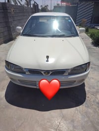 للبيع ابراتون موديل 2005 رقم بغداد دولي بيها ٣ قطع صبغ ابيع احزام سيار...