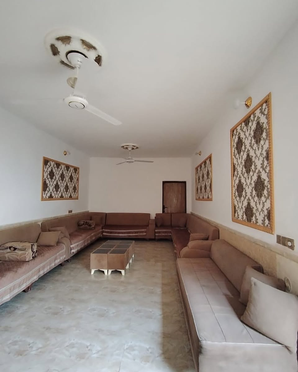 🏠 بيت للبيع – حي أريدو

📍 الموقع: حي أريدو – قرب السوق
🏡 النوع: بيت أمامي
📐 المساحة: 140م²
🏗️ البناء: جديد – كونكريت

✨ يتكون من: ▪️ غرفتين نوم
▪️ صالة
▪️ استقبال
▪️ مطبخ
▪️ صحيات داخلية وخارجية

💰 السعر: 150 مليون دينار 🔄 وقابل للتفاوض

📞 للتواصل والاستفسار: مكتب دار النخبة للعقار 📱 ***********

📍 الناصرية – شارع بغداد – تقاطع الازهار – قرب باجة أولاد سبيتي

 #العراق🇮🇶🇮🇶🇮🇶🇮🇶🇮🇶🇮🇶 #دار_النخبه_للعقار
