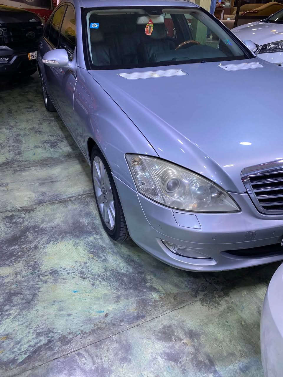 مارسيدس موديل 2007 حجم المحرك 350s 6سلندر ماشيه85 سيارة كلش نضيفه وبعدهي عل وضع الشركة رقم بغداد تحويل ثاني يوم تفاصيل اكثر اتصال عل رقم ***********
