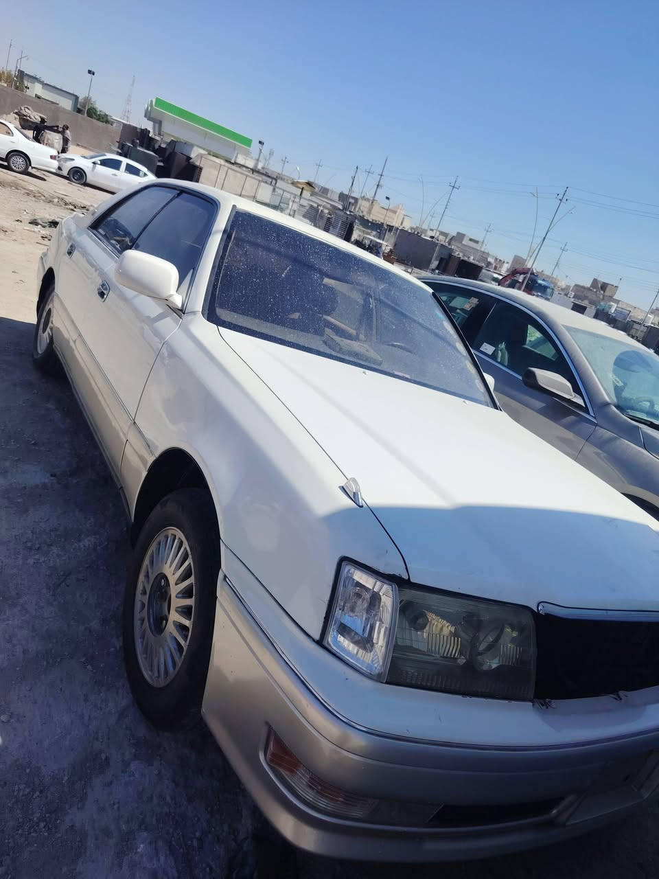 سلام عليكم
راس الثور فلات
رقم انبار راعيها بالحلة يريد تحويل
ابيع على ضربتها
محرك 3000
مكاني بصرة

***********
