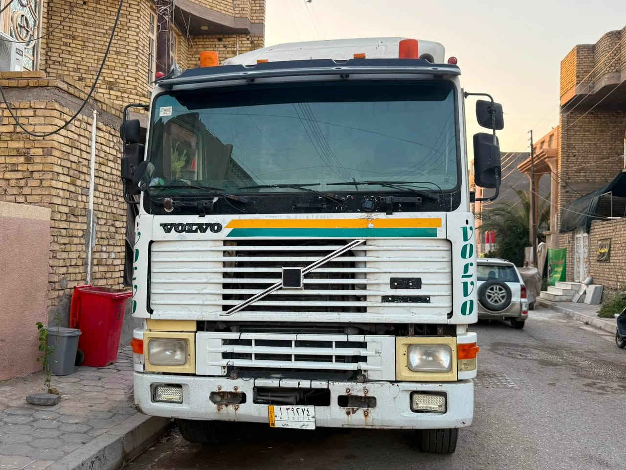 السلام عليكم للبيع فالفو سنكل عضلة محرك 21 مكفول لا صرف ولا بخار كير 3ب3رقم ديالى الماني ***********
