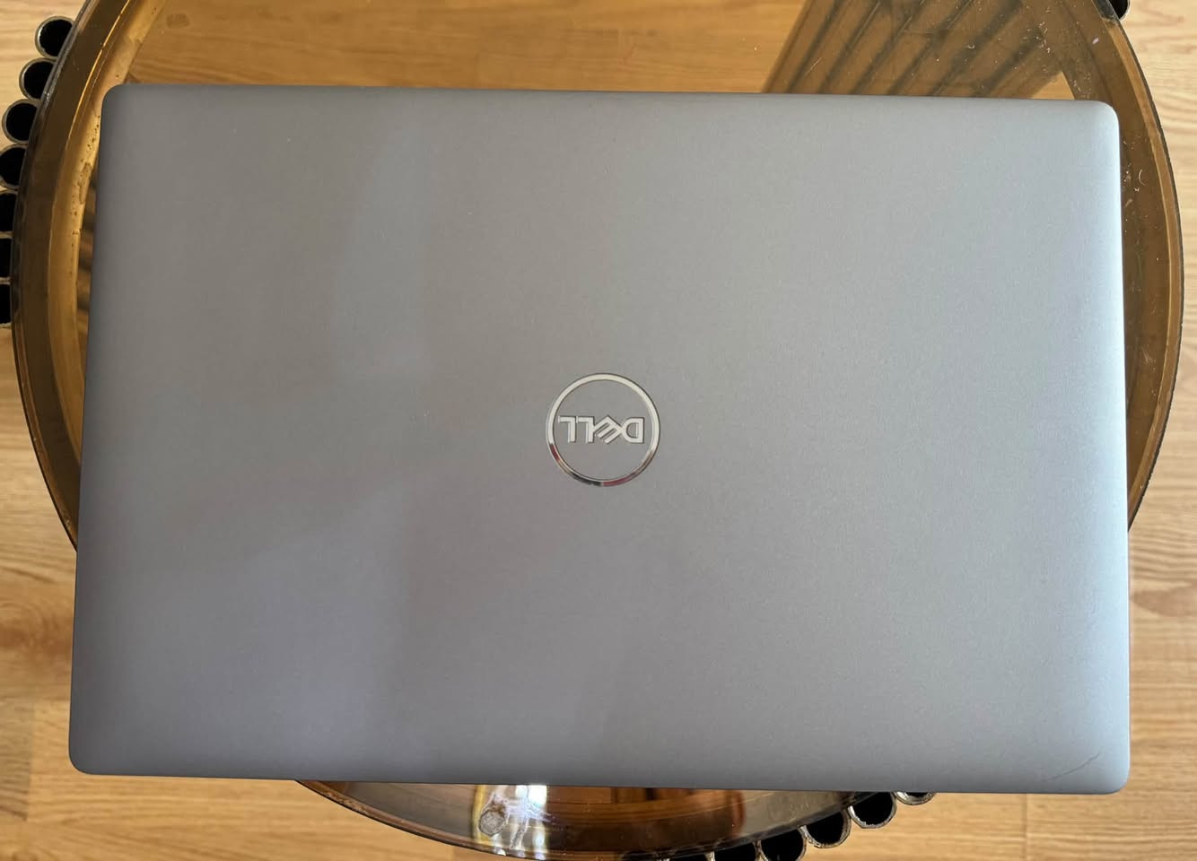 السلام عليكم
لابتوب DELL LATITUDE 5410 سلفر مواصفات حديثة وقوية 
كور اي سفن جيل عاشر كارت شاشة خارجي 
مواصفاتها 
Core i7 10810u كور اي سفن جيل عاشر 
Ram 8 كيكا ddr4
هارد ssd nvme m.2 256كيكا 
كارت شاشة داخلي intel (4كيكا) 
حجم الشاشة 14.1 ips full hd 
كيبورد ضوئي عربي انكليزي 
لابتوب تشغل البرامج الهندسية والتصميم والبرمجة والامن السيبراني 
لابتوب نضيفة كلش ومعتني بيها وبنضافتها 
ملحقاتها شاحنة اصلية وجنطة 
مكاني بغداد الاسكان واذا انت من غير محافظة اكدر ادزها بشركة توصيل 
السعر 450 الف 
***********

نص مكتوب في الصور:
- Current Date/Time: Saturday, August 29, 2026, 4:56:23 PM
- Computer Name: DESKTOP-VQEESF0
- Operating System: Windows 10 Pro 64-bit (10.0, Build 19045)
- Language: English (Regional Setting: English)
- System Manufacturer: Dell Inc.
- System Model: Latitude 5410
- BIOS: 1.42.0
- Processor: Intel(R) Core(TM) i7-10810U CPU @ 1.10GHz (12 CPUs), ~1.6GHz
- Memory: 8192MB RAM
- Page file: 3229MB used, 6482MB available
- DirectX Version: DirectX 12