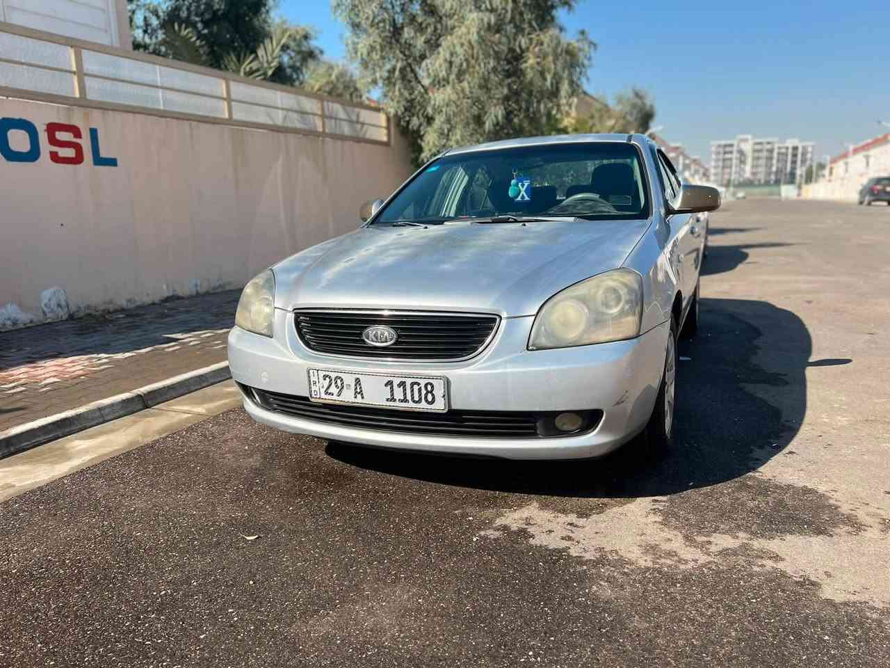 اوبتما 2008 وراد خليجي 4 سلندر مكفوله من الصبغ والضربة فقط الدعاميه الاماميه  مكينة جديده تبريد جديد السعر 105 وبيها مجال قليل 
***********
