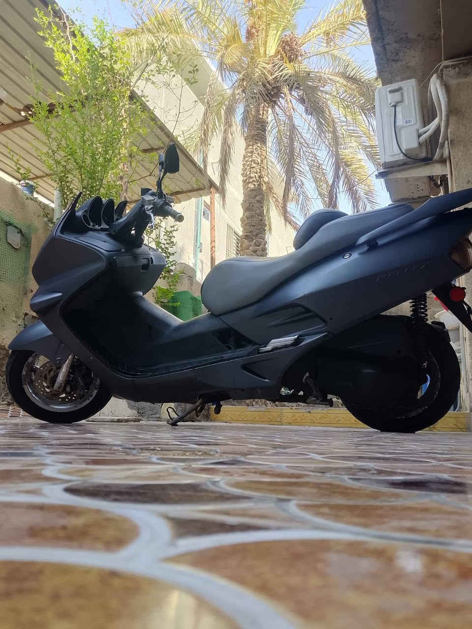 دراجه فورزا 06 للبيع سعره 550 وبيه مجال دراجه مامفتوحة ولا شايفه ل صبانه دراجه حلوه و رزنه مكفوله من لسرقه و لتبخير كهربائياته كله شغاله مكاني ابو الخصيب رقمي ***********
