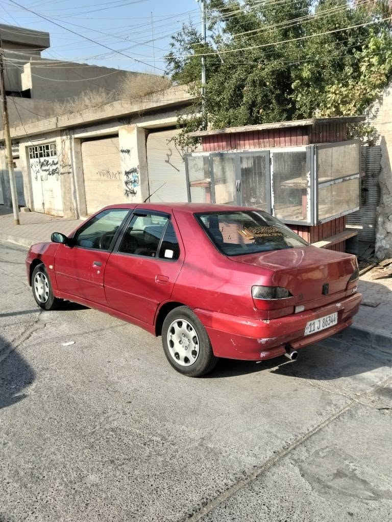 للبيع او مراوس 
بيجو فرنسي 306 موديل 2002 كير محرك شرط سنويه مشروع وطني رقم الماني جديد بدون ضرر دواخل سياره تبريد شغال كهربايات شغال سعر 45 
*********** كركوك, العراق
