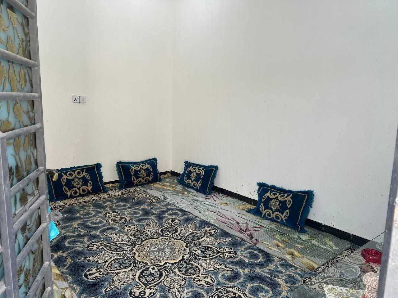 بيت للبيع ⭕️(طابو زراعي سند 25 )(معامله تطويب )
⭕️المساحة :100
⭕️واجها: 5م ✅
⭕️نزال :20م✅
⭕️العنوان الدار  / التقية الثالثة _مقابيل ساحه التوديع 
⭕️بناء البيت 2025
⭕️بناء كونكريت مسلح 
————————————
           تـــفـــاصـــيـــل الـــدار 
(كونكريت مسلح )
⚜️ غرفة
⚜️صالة 
⚜️استقبال
⚜️مطبخ 
⚜️مجاميع صحية 
⚜️طارمة  
ــــــــــــــــــــــــــــــــــــــــــــــــ

للاستفسار 
 ***********  مراجعه الواتساب
