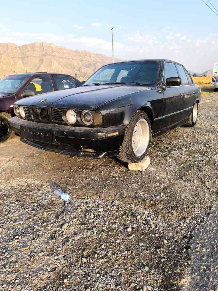 بي ام دبليو ٥٢٠ • موديل ١٩٩٢ • گير عادي