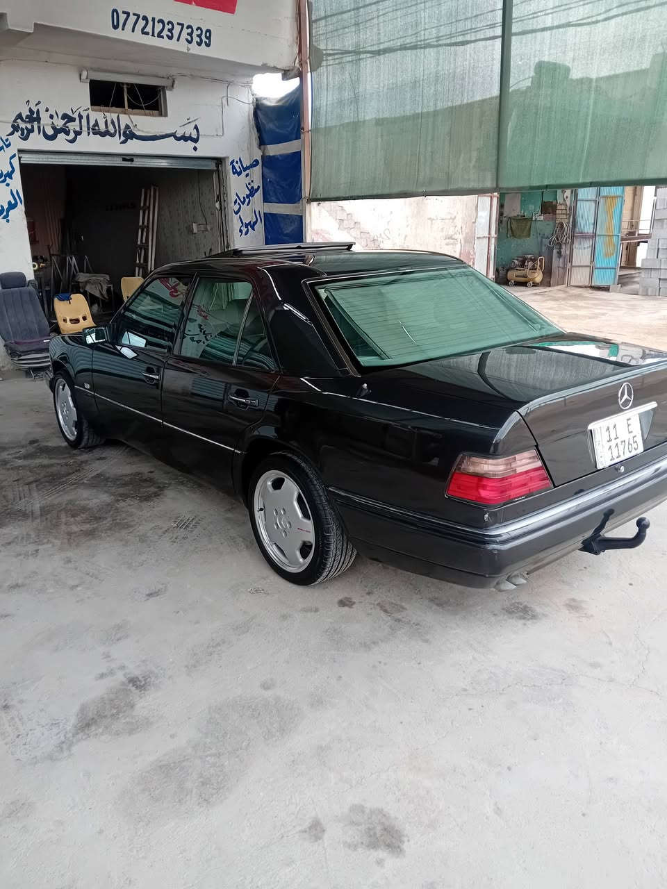 سلام عليكم مرسيدس بيبي اصل موديل ٩٤ حجم 320E  محرك خراطيم السياره فول موصفات محرك وكير وحداديه كفاله عامه رقم بغداد بسمي تبريد ثلج السياره جاهزه من كل النواحي السعر ١١٠ $ مكان السياره واسط عزيزيه الاستفسار الاتصال *********** تحياتي للجميع
