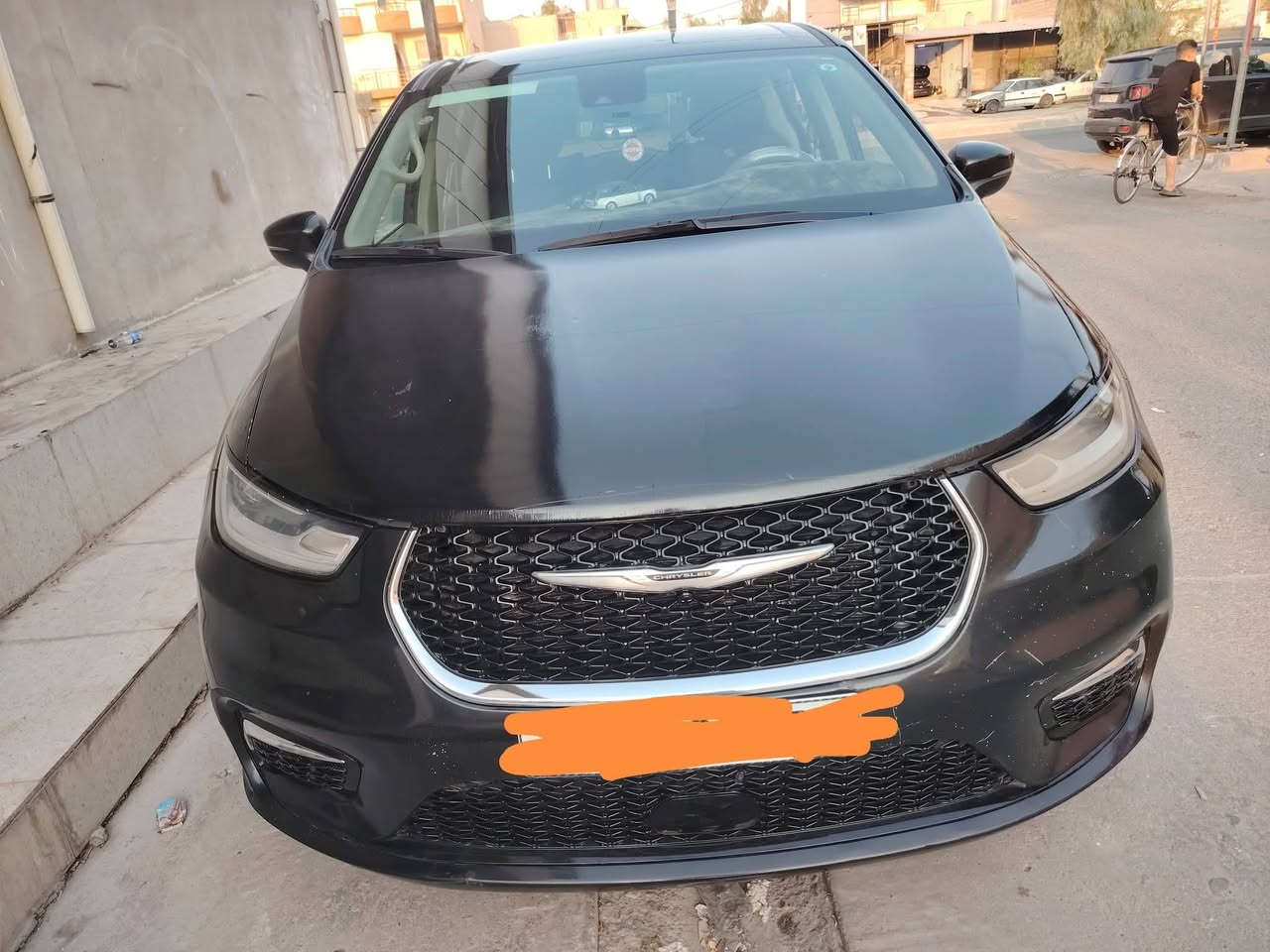 سعر جدا مناسب
كرايسلر باسفيكا هايبرد  لون  اسود موديل2023

ضربتها خفيفه جداََ بنيد فقط مع الجاملغ الأمامي راجع نفسه

ايرباك سليم

#الرقم     :بابل باسمي  

ماشيه :88 مايل  

المواصفات 

▪️ محرك 6 سلندر 3600

▪️رادار امامي تفاعلي متعدد الاستخدام

▪️لايتات زينون عالي وناصي مع حاجب LED مع كشافات دعامية زينون

▪️ حساسات خلفي اصل 

▪️ حساسات الاجتياز الجانبية 

▪️ كشافات دعامية اصل 

▪️ بصمة باب وبصمة تشغيل وتشغيل عن بعد 

▪️كشن ذاكرة (خزن ميموري) لكرسي السائق

▪️ طقم ويل حجم 18 مع طقم تاير بحالة ممتازة 

▪️ كاميرا خلفية دوارة مع الستيرن 

▪️ باب جنطة كهربائي شفط 

▪️ ابواب جانبية كهربائية  

▪️ غرفة السيارة جلد اسود اصل 

▪️ تحكم كهربائي متكامل لمقاعد المقدمة 

▪️ شاشة دشبول كبيرة لمجموعة من الايعازات 

▪️ السيارة 7 راكب مع 3 قطع تبريد 

السعر 220 وبيها مجال

مكان السيارة بابل

 الاتصال على : 

*********** 

***********
واتساب

