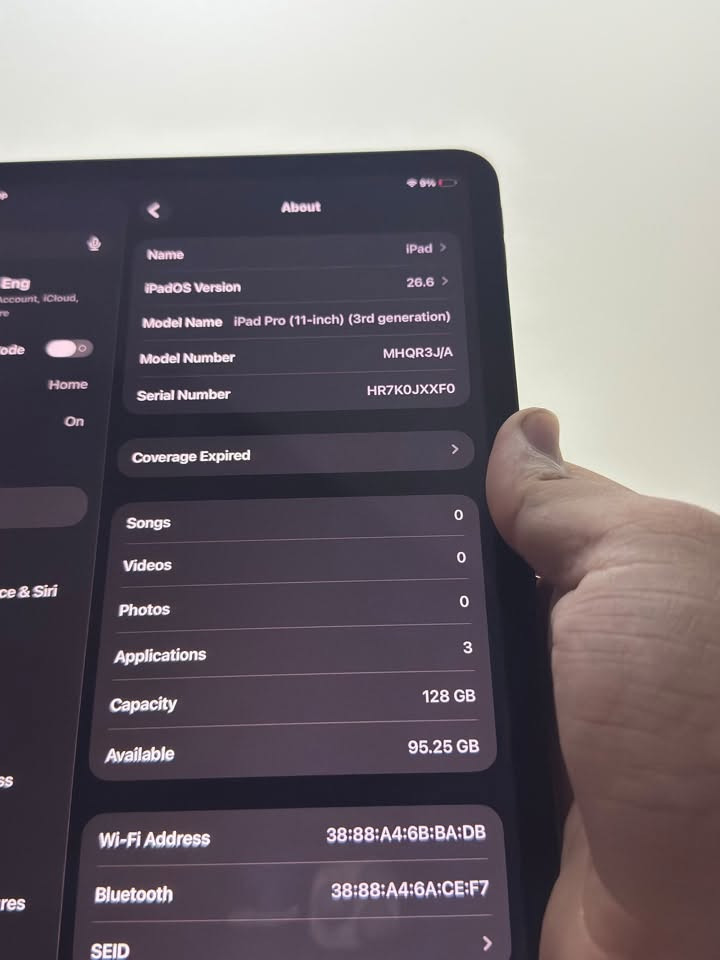 السلام عليكم
ايباد 11pro M1
حجم الشاشة 11 أنج  
نظافة 100% 
الجهاز ذاكرة 128 ممفتوح ابد
ملحقات الجهاز: كيبورد وماوس داخل الكيبورد
سعر الجهاز:680 
المكان: العامرية او حي الاطباء 
للتواصل والاستفسار :***********
ما ارد عل فيس او ماسنجر فقط واتساب واتصال

