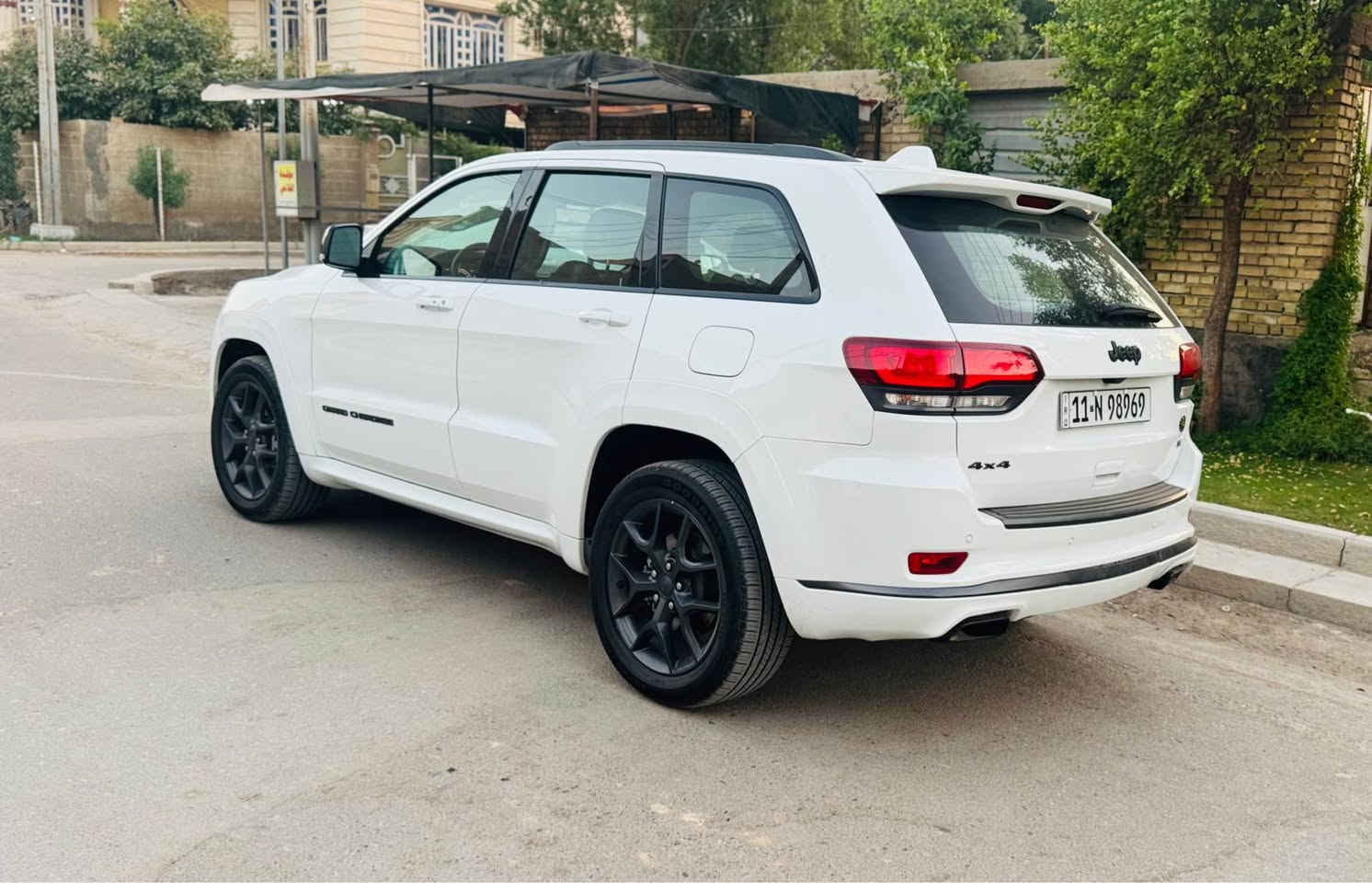 السلام عليكم
جيب  S    خليجي أعلى فئه 
الموديل    2019
السعر   270 $ 🆘

🆘مكفوله كفاله عامه من الصبغ و البارد و التعديل 

المحرك : V6.  3.6 . 
عداد المسافات : 85 الف كم 

المواصفات :
* رادار امامي 
* رادار جانبي 
* حساسات خلفيه 
* حساسات اماميه 
* داخل احمر 
* شاشه كبيرة  
* ستيرن تدفئه
* ستيرن كهربائي . 
* تشغيل عن بعد .
* شفتات ستيرن 
* صندوق كهربائي ..
*  حفظ وضعيات الجلوس (ميموري) . 
* المقاعد الأمامية كهربائية .
* المقاعد الأمامية  تدفئة . 
* المقاعد الاماميه تبريد 
*  كاميرا خلفية .
* محدد سرعة . 
*  نظام التشغيل والاطفاء الاوتوماتيكي ( Auto Start System ) .
* نظام بريك اوتماتيكي ( Auto Break System )

☎️ : *********** 

📍 مكان السياره: بغداد - الدوره بغداد, العراق
