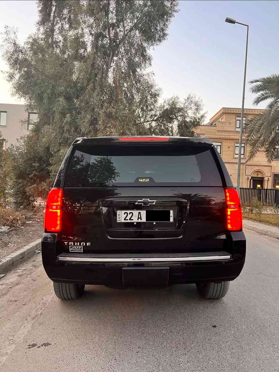 السلام عليكم 
تاهو 2016 خليجي 
كفاله عامه 
فول مواصفات Ltz 
ومواصفات Ltz الفول معروفه 
رقم اربيل باسمي 
مكانها بغداد اليرموك . السعر 350$ وبيها مجال للشراي 

رقم الموبايل ***********
واتساب ***********
