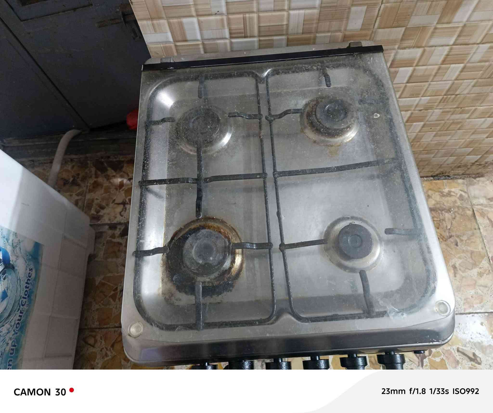 طباخ عيونه 2 ضعيفات
والجامه موجوده مستعجل ع بيع الفرن شغال  

45 حي اور  

***********

نص مكتوب في الصور:
- CAMON 30 23mm f/1.8 1/25s ISO2359
- CAMON 30 23mm f/1.8 1/17s ISO6606
- CAMON 30 23mm f/1.8 1/33s ISO2760
- CAMON 30 23mm f/1.8 1/33s ISO992