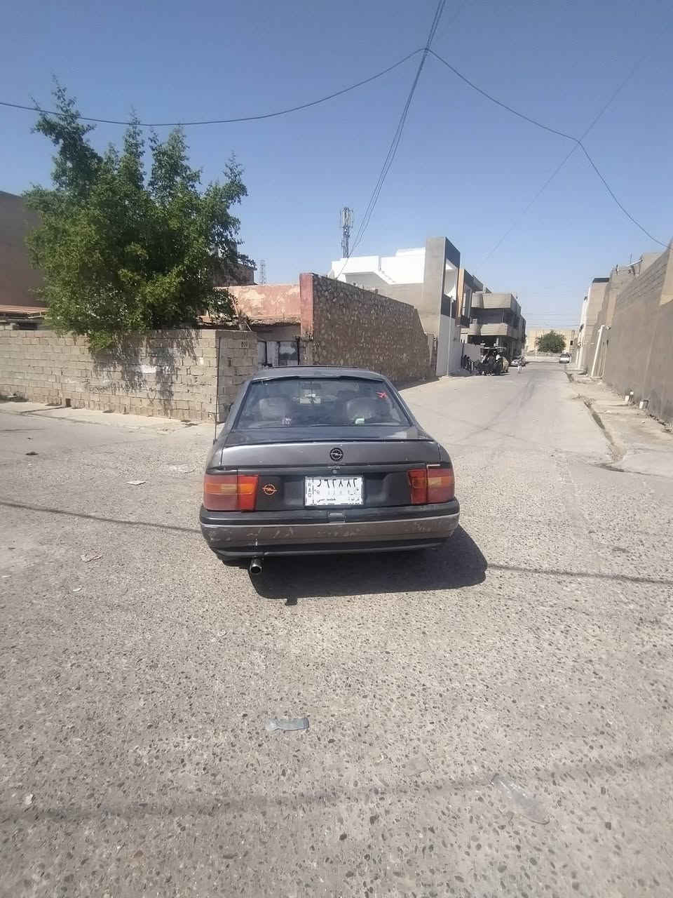 السلام عليكم سياره البيع السياره خير من الله كير محرك شاصي كله شرط موديل ١٩٩١ محرك ٢٠ بلاد السياره رقمها كركوك عدم ترويج  السعر 18وبيه مجال الطيبين  مكان السياره كركوك
 ***********

