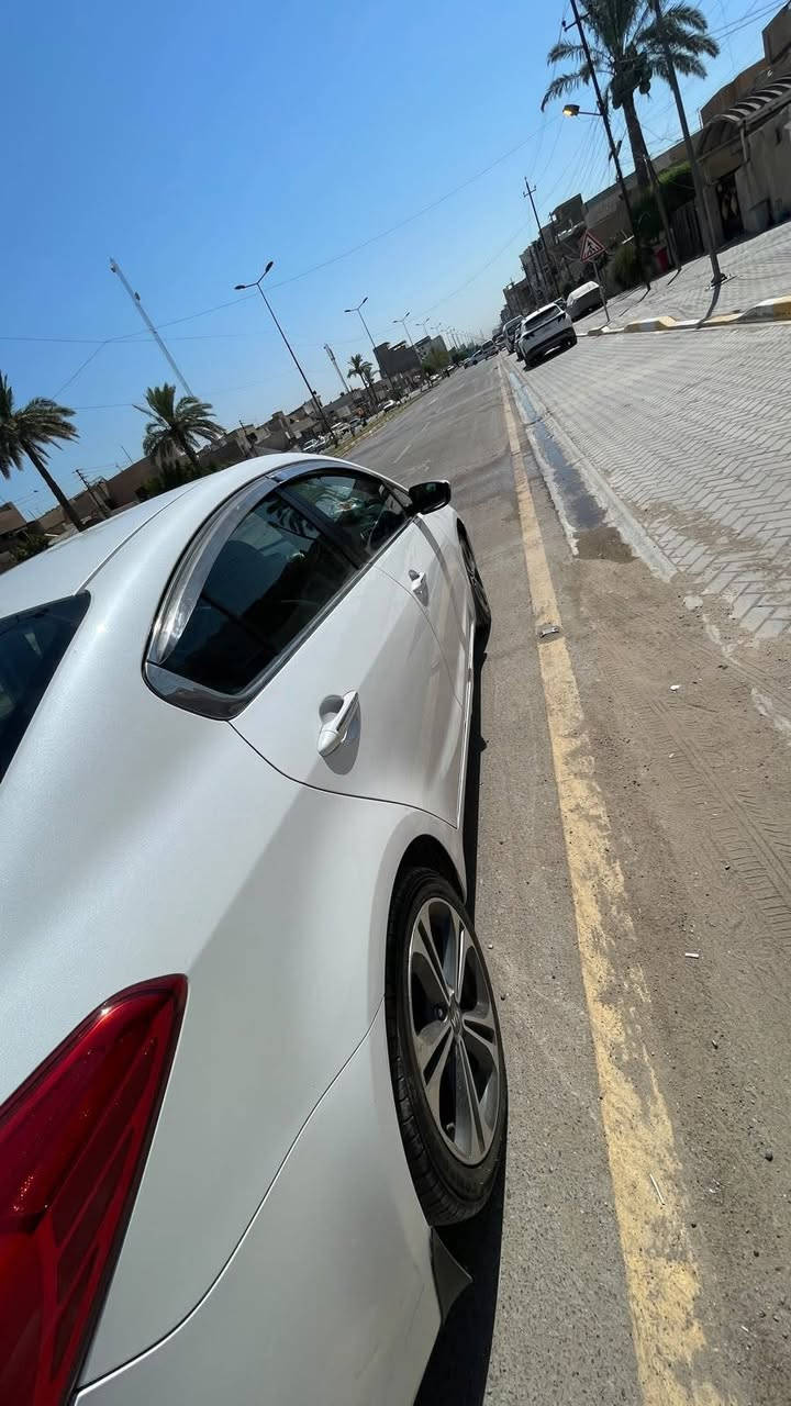 🚗 للبيع كيا سيراتو 2015 (بغداد )– أعلى فئة (فل مواصفات)

✅ محرك 2000 سي سي (نادر بالسيراتو)

✅ كير أوتوماتيك 6 نمر

✅ تبريد ومحرك مكفولين

✅كشنات تبريد وكهرباء 

✅ فتحة سقف 

✅ السيارة بصمه وترحيب بل مري 

✅ قطعتين تبريد 

✅ الويل كروم 

✅ السيارة باسمي

✅ رقم بغداد 

✅ تحويل فوري (ثاني يوم)

ضرر قطعة بارد في البنيد وبدون أي ضرر
السعر130$ وقابل للتفاوض 

📍 الموقع: بغداد – الغزالية .

📞 للاستفسار***********
 

السيارة نظيفة وجاهزة للاستخدام، والمعاينة خير دليل.
