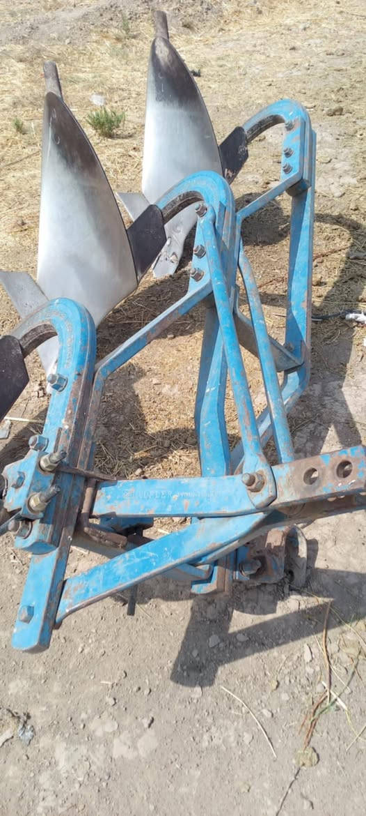 السلام عليكم فدان البيع حجم 14مابيه الكسر والحيم مكان ناصريه قلعه  الاستفسار تصال ‏‪***********‬‏
