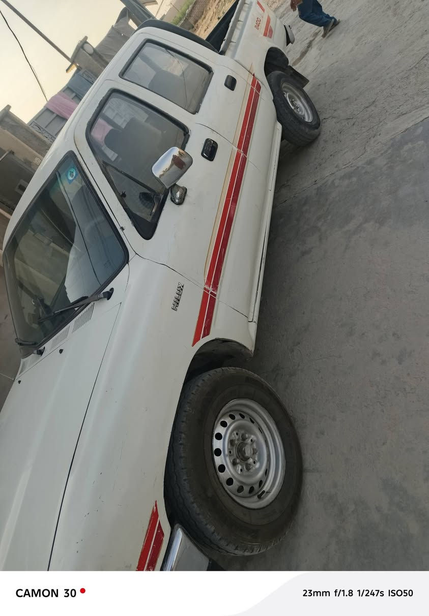 بيكم دبل 1989 وضع شركة اكسن وكير وشاصي ومحرك كروسيدا بشرط 5كير سنوية إلى 2028 رقمها نينوى أجنبي  بنزين كاربون بنزين إلكتروني حار بارد ستيرن بور زوج توير جديد كهربائيات كلها شغاله سعر76 وبيها مجال مكان الموصل جانب الأيسر
***********

***********
