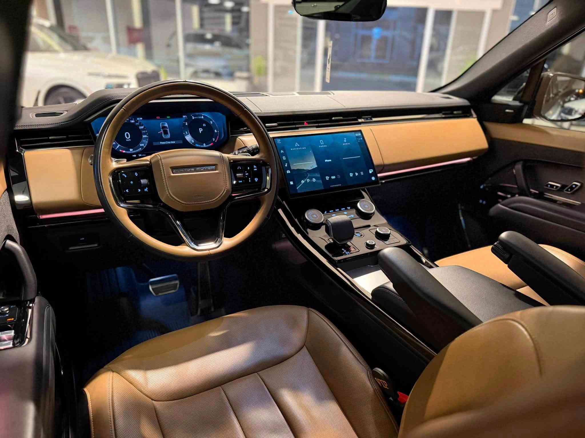 سعر جدا مناسب🔥🔥
السلام عليكم
للبيع Range rover sport p400
موديل2023  ضمان دولي كلين 
فول مواصفات داينمك ٦ سلندر كشنات كهرباء وميموري وتدفئة وتبريد ولايتات adaptive وجكات وبانوراما و٤ كامرات ٣٦٠ درجة ودوسات كهرباء وحساسات ورادار امامي وخلفي ونقط عمياء وقيادة إلية وصندوك كهرباء وداخل جملي بلاد وبعد كلش هوايه مواصفات 

🚨السياره وارد امريكي وكلين تايتل مكفولة من كلشي 
گير ومكينه وحداديه بشرط وتخم تاير جديد عليها 
 🚨ومرقمة وجاهزة ومغلفة ppf مات وبيهة كتاب تضليل من مديرية المرور 
السعر :765 $ ورقة
العنوان : السليمانية المعارض الجديدة معرض (الجاف)
للأستفسار:*********** كاوه جمال 
او واتساب نفس الرقم
