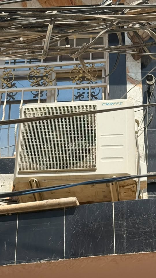 السلام عليكم 
سبلت كرافت طنين السبلت شغال مناقص اي شي ع فحص
السعر ٣٧٥ قفل للاستفسار 
***********
