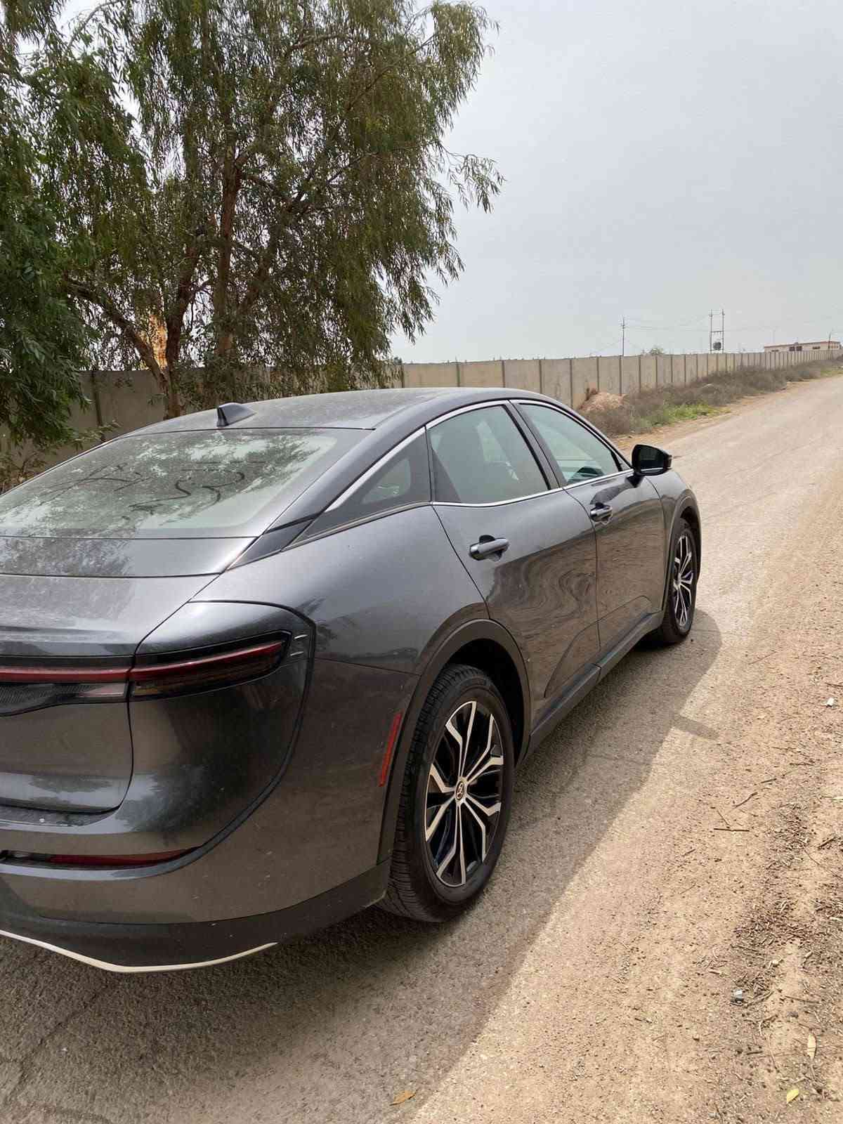 كراون هايبرد • موديل ٢٤ • رقم بغداد
