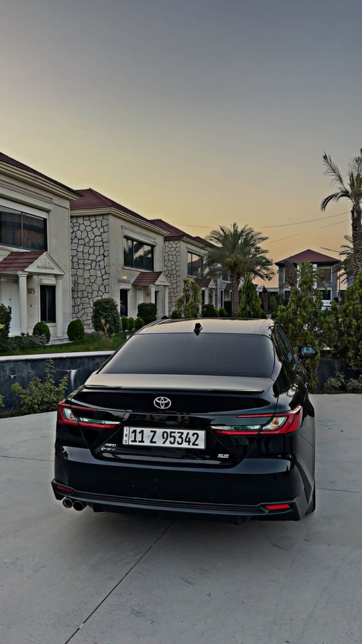 𝟐𝟎𝟐𝟓 𝐓𝐎𝐘𝐎𝐓𝐀 𝐂𝐀𝐌𝐑𝐘-SE PLUS
تويوتا كامري (SE)موديل : 2025  

وارد : امريكي

اللون : اسود

حجم المحرك : 2.5L (4.سلندر) هايبرد

 *ملاحظة السيارة : ظررها البنيد (شاصي ايمن) فقط

المواصفات :SE

فول فول مواصفات 1/1

نظام مراقبة انتباه السائق Driver Monitoring System (DMS)

فتحة سقف

كيـــج الـــكتـــرونـــي 

شـــاشـــة كبير لمـــس

شحن وايـــر ليـــس

كاميرا خلفية 

ابـــواب  بصمة

بصمة تشـــغيـــل 

تشغيل عن بعد (𝐑𝐄𝐌𝐎𝐓𝐄 𝐒𝐓𝐀𝐑𝐓)

هاند بريك بصمة

اوتو ستوب (𝐀𝐔𝐓𝐎 𝐒𝐓𝐎𝐏)

رادار امامي (تحديد مسار)

‏‎رادار جانبي (نقاط عمياء)

‏‎رادار خلفي (التحذير من الاصطدام) 

نظام (𝐄𝐂𝐎)

نظام (𝐍𝐎𝐑𝐌𝐀𝐋)

نظام (𝐒𝐏𝐎𝐑𝐓)

مانع انزلاق+𝐀𝐁𝐒

فول تحكم استيرن

استيرن هيتر

كشنات جلد 

كشنات كهربائي

كشنات هيتر(تدفئة)

تبريد لمس شاشة

تبريد شاشة قطعتين 

لايتات 𝐋𝐄𝐃 ليد دبل عدسة زينون

بكلايتات 𝐋𝐄𝐃 ليد

ويل كروم قياس 19

‏‎للأستفسار الاتصال علی الرقم  ***********

السعر  :213
